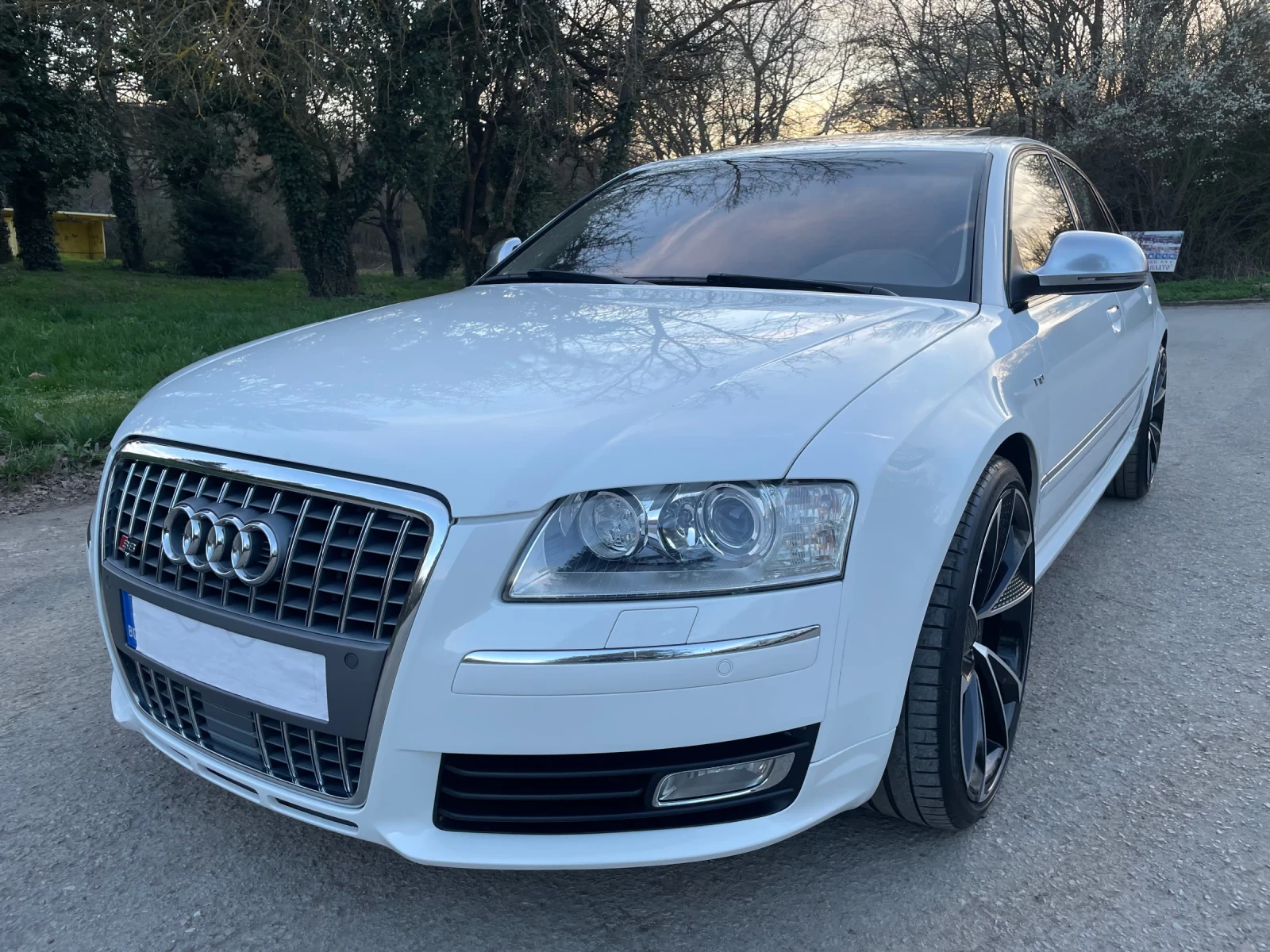 Audi S8 V10 5.2 FULL-CERAMICA-CAMERA-B&O-МАСАЖ-ВАКУМ-DISTR, снимка 8 - Автомобили и джипове - 54257353