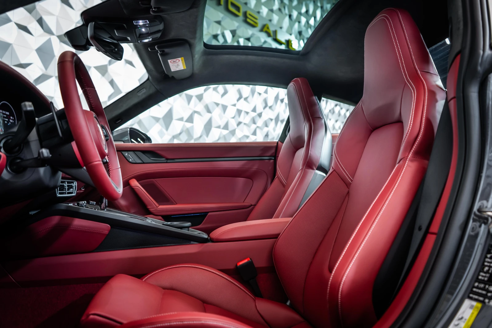 Porsche 911 Carrera 4 GTS* Aerokit* Lift* , снимка 13 - Автомобили и джипове - 54779490