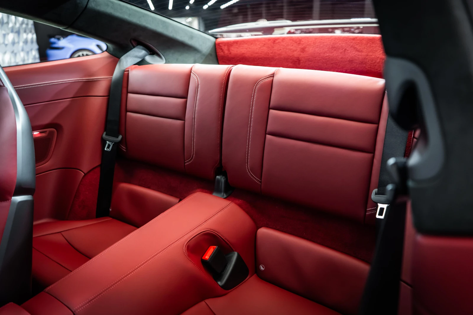 Porsche 911 Carrera 4 GTS* Aerokit* Lift* , снимка 15 - Автомобили и джипове - 54779490