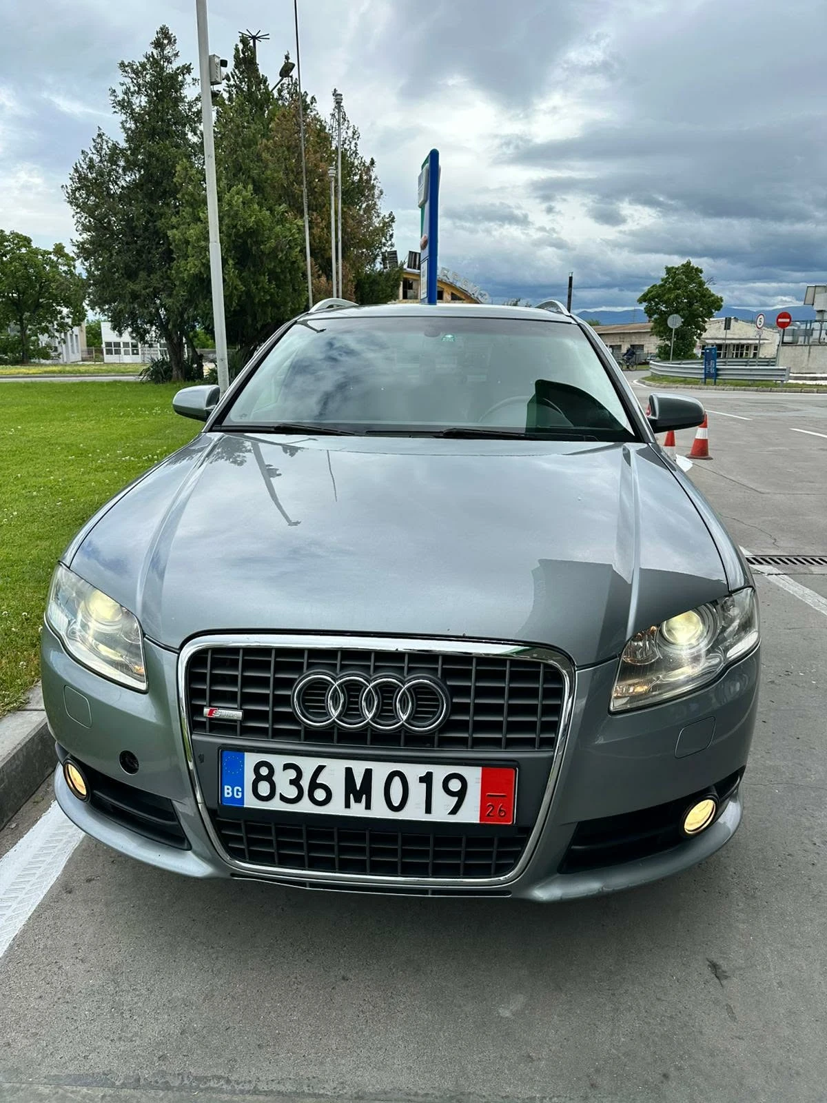 Audi A4 2.0 tdi 170ps S Line Quattro, снимка 2 - Автомобили и джипове - 54782676