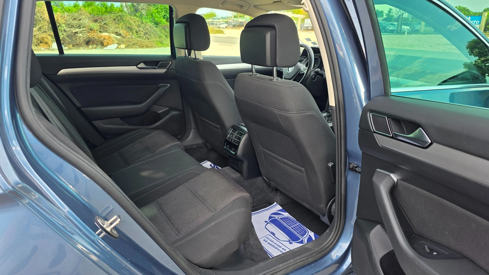 VW Passat KATO ЧИСТО НОВ, снимка 10 - Автомобили и джипове - 54963867