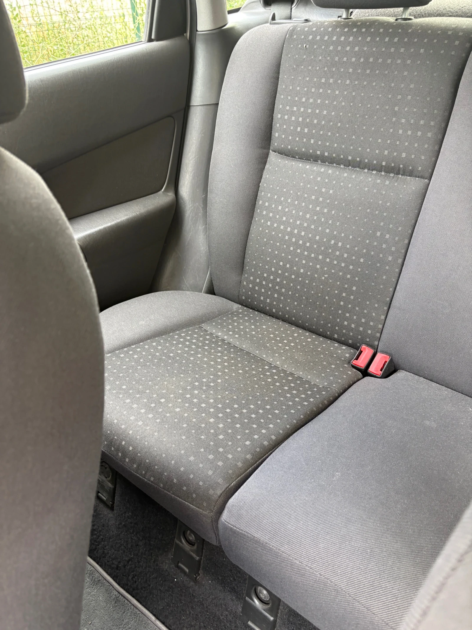 Ford Focus 1.6i (16V), снимка 13 - Автомобили и джипове - 55072078