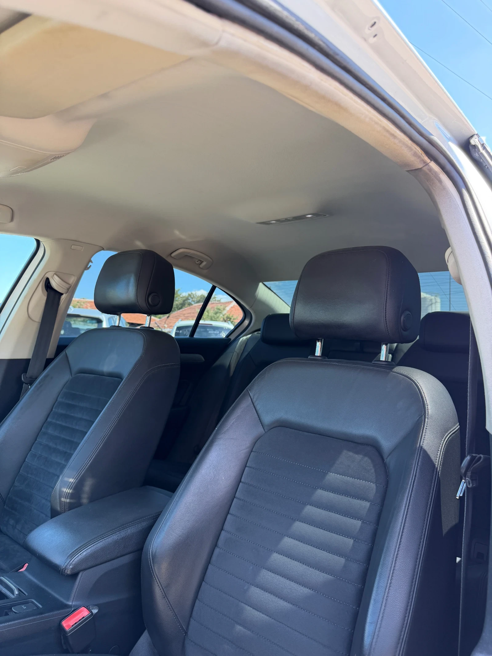 VW Passat 2.0tdi HIGHLINE* Virtual cockpit , снимка 8 - Автомобили и джипове - 55245671
