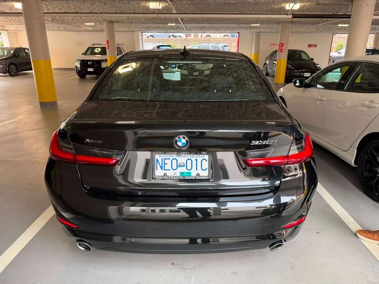 BMW 330 * 330i xDrive * АВТОКРЕДИТ БЕЗ ПЪРВОНАЧАЛНА ВНОСКА, снимка 4 - Автомобили и джипове - 55551593