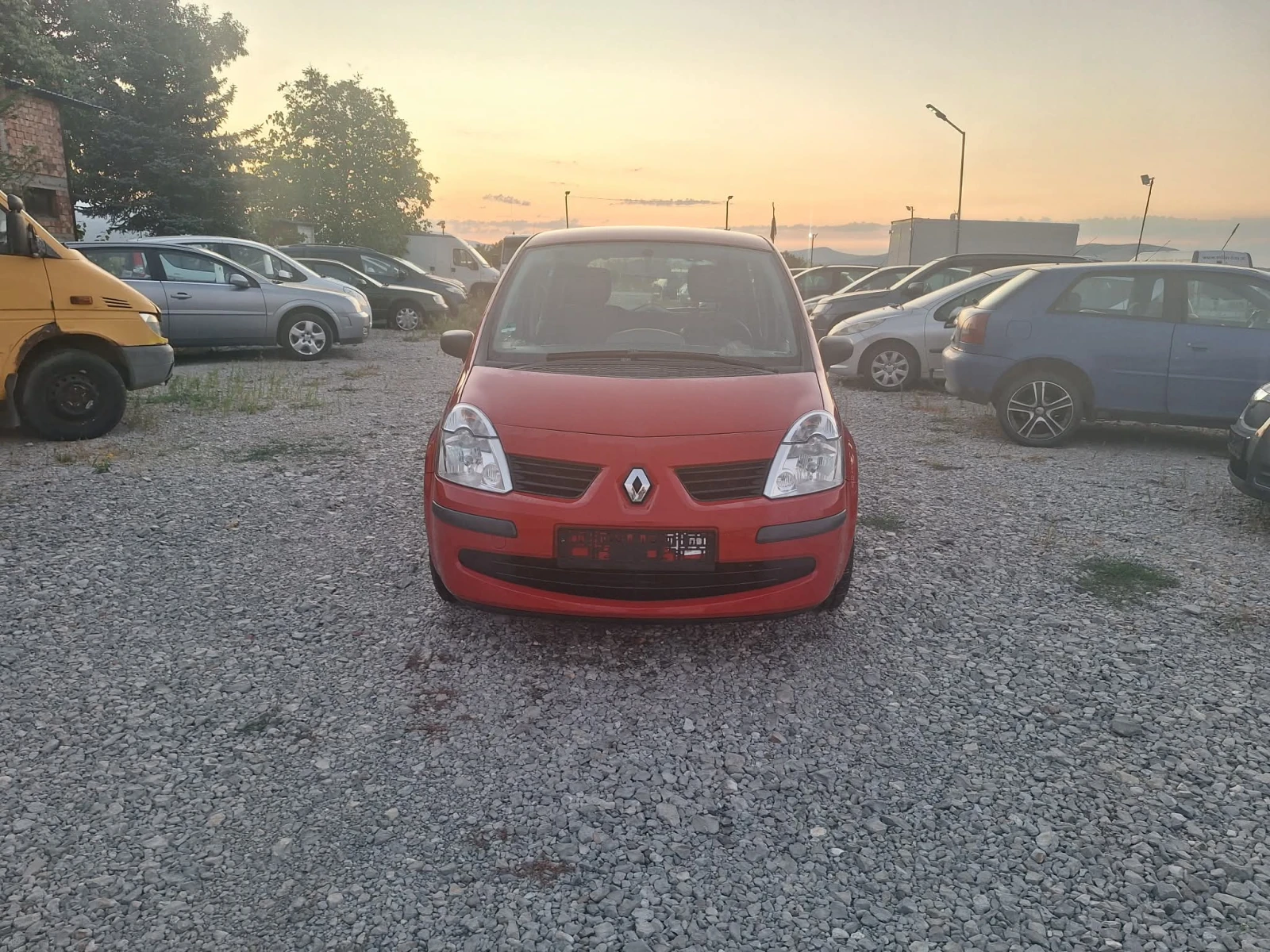 Renault Modus 1.2i klima, снимка 6 - Автомобили и джипове - 55799231