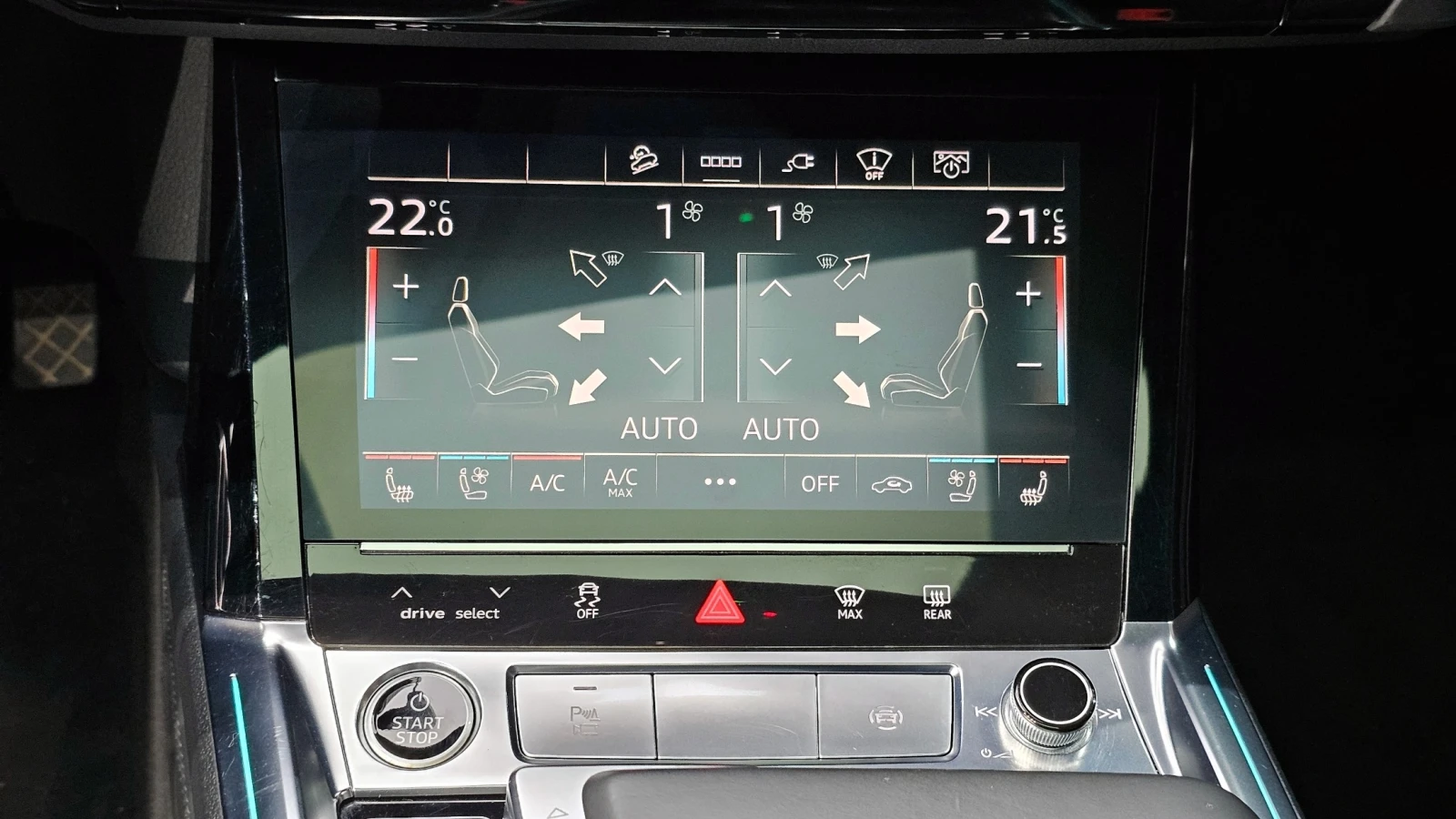 Audi E-Tron 55 Quattro Sportback, снимка 11 - Автомобили и джипове - 56011956