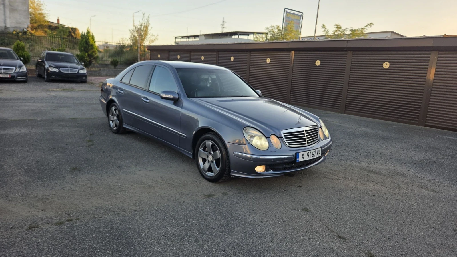 Mercedes-Benz E 270, снимка 12 - Автомобили и джипове - 56107181
