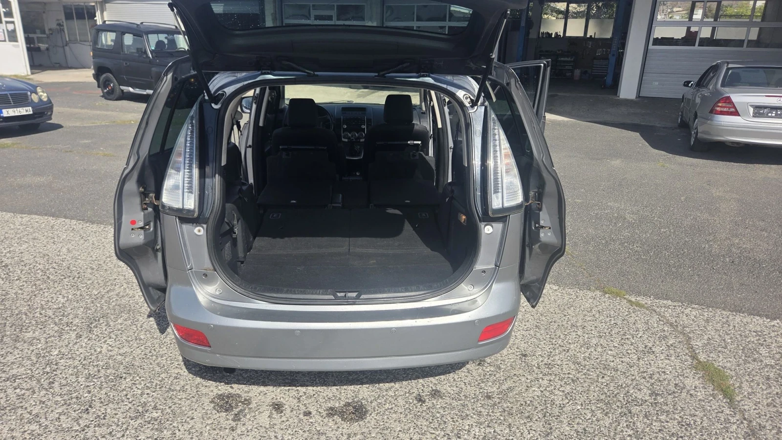 Mazda 5 BARTER, снимка 14 - Автомобили и джипове - 56227450