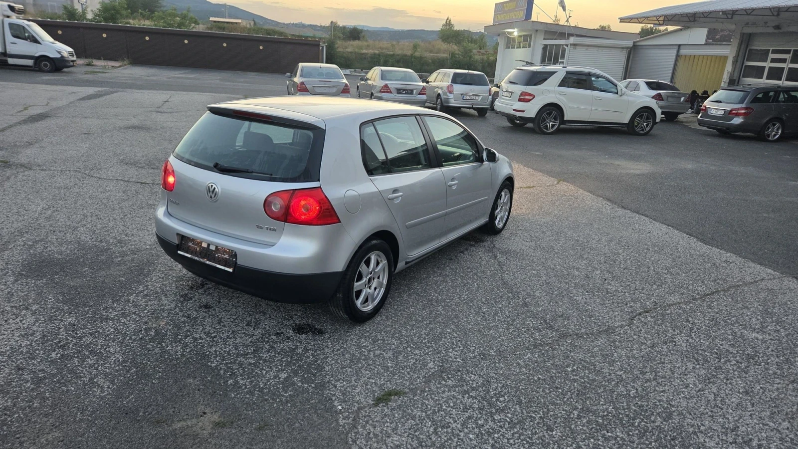 VW Golf BARTER, снимка 2 - Автомобили и джипове - 56227450