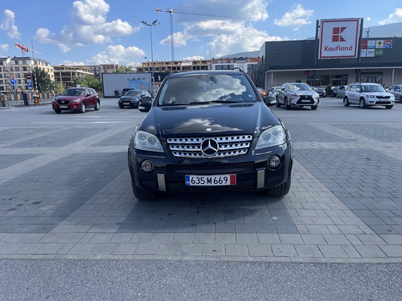 Mercedes-Benz ML 63 AMG, снимка 6 - Автомобили и джипове - 46728066