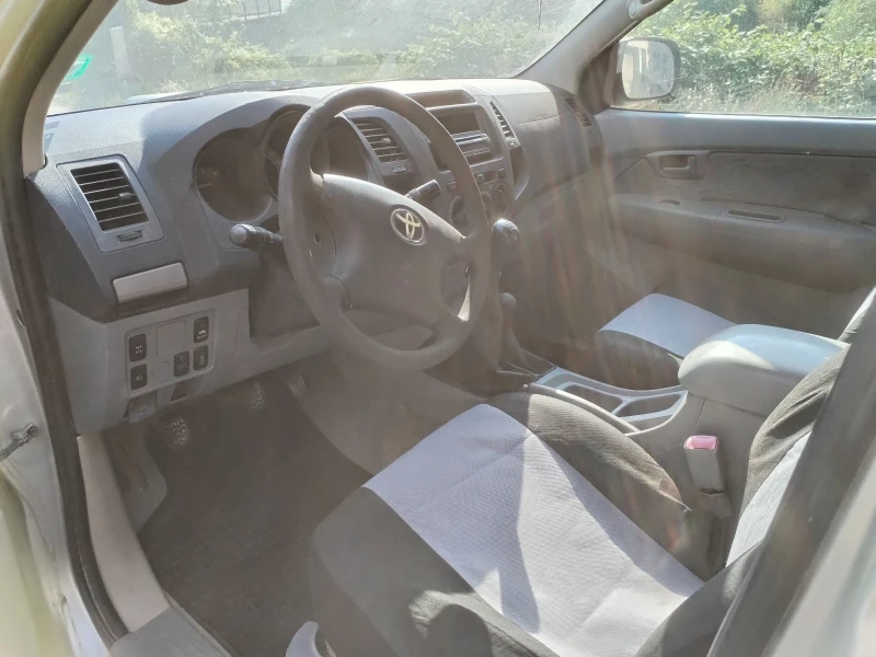 Toyota Hilux 2.5D4D/144к.с./2010г!!!, снимка 9 - Автомобили и джипове - 46957544