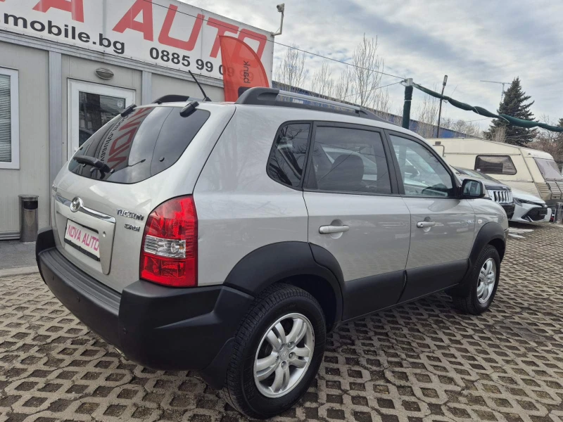 Hyundai Tucson 2.0CRDI-4X4-160000км, снимка 4 - Автомобили и джипове - 48798902