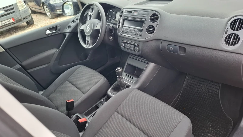 VW Tiguan 2.0 TDI  facelift , снимка 10 - Автомобили и джипове - 52155562
