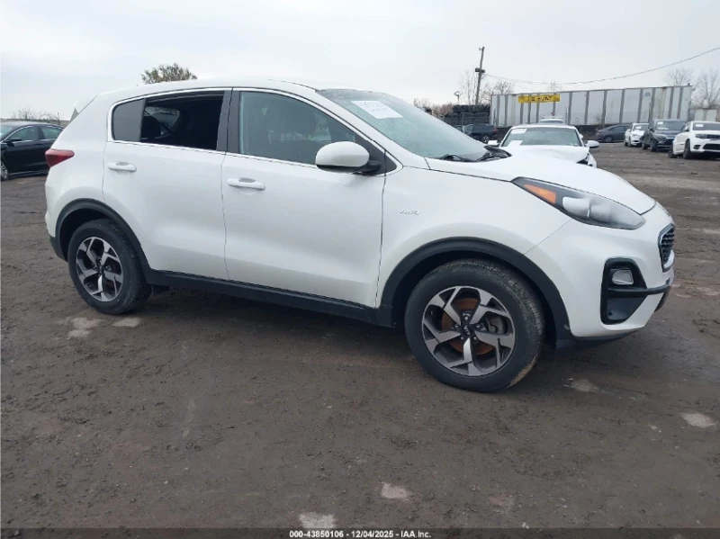 Kia Sportage LX* AWD* KAMERA, снимка 2 - Автомобили и джипове - 52881516