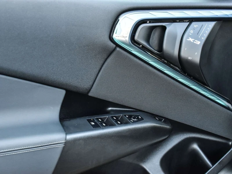 BMW X3 2025 30 xDrive * CARFAX * БЕЗ ПЪРВОНАЧАЛНА ВНОСКА, снимка 13 - Автомобили и джипове - 53110217