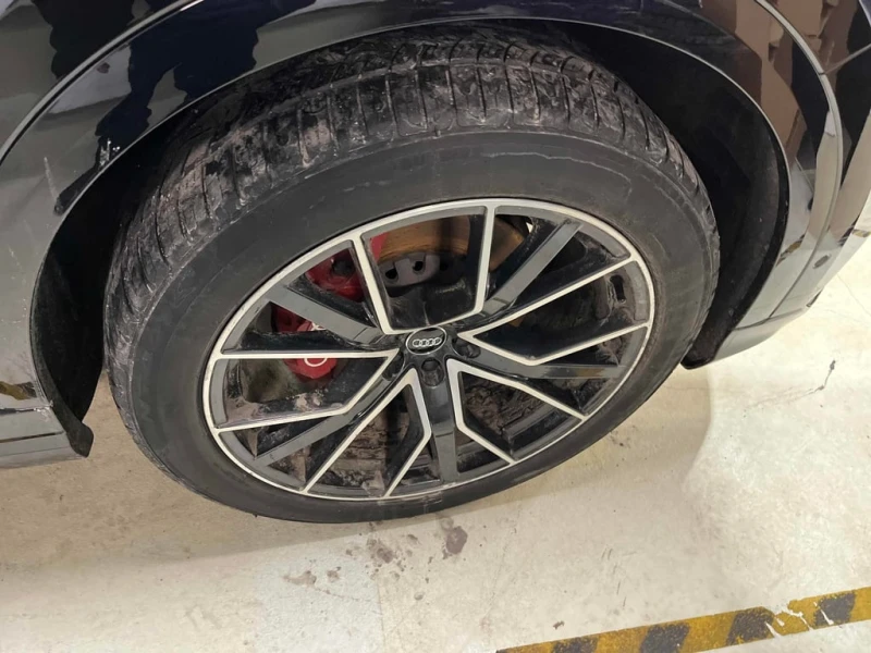 Audi Q8 * Progressiv * CARFAX * БЕЗ ПЪРВОНАЧАЛНА ВНОСКА, снимка 7 - Автомобили и джипове - 53194068