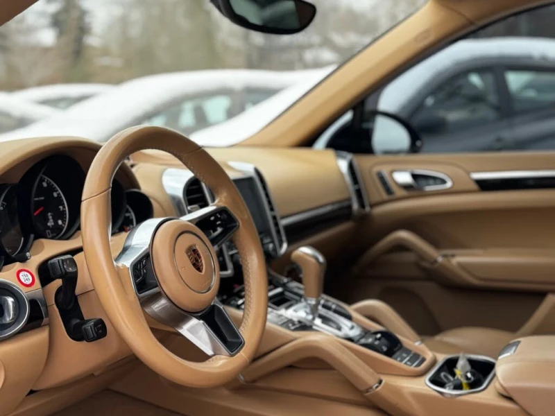Porsche Cayenne Platinum Edition* AWD* АвтоКредит* (ЦЕНА ДО БГ), снимка 10 - Автомобили и джипове - 53230398