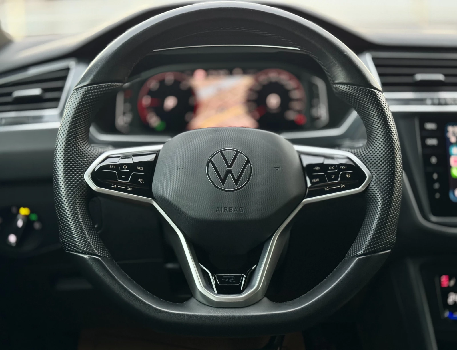 VW Tiguan - R-line - Facelift - Full - Keyless - 4-motion - - изображение 8