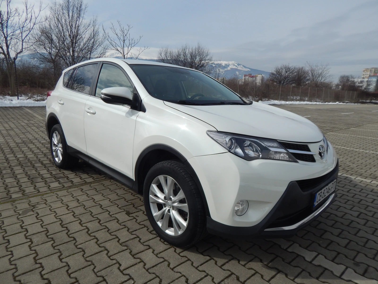 Toyota Rav4 Rav4 2.2 D4D-150к.с/4x4 - изображение 8