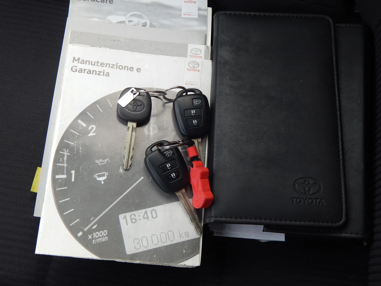 Toyota Rav4 Rav4 2.2 D4D-150к.с/4x4 - изображение 10