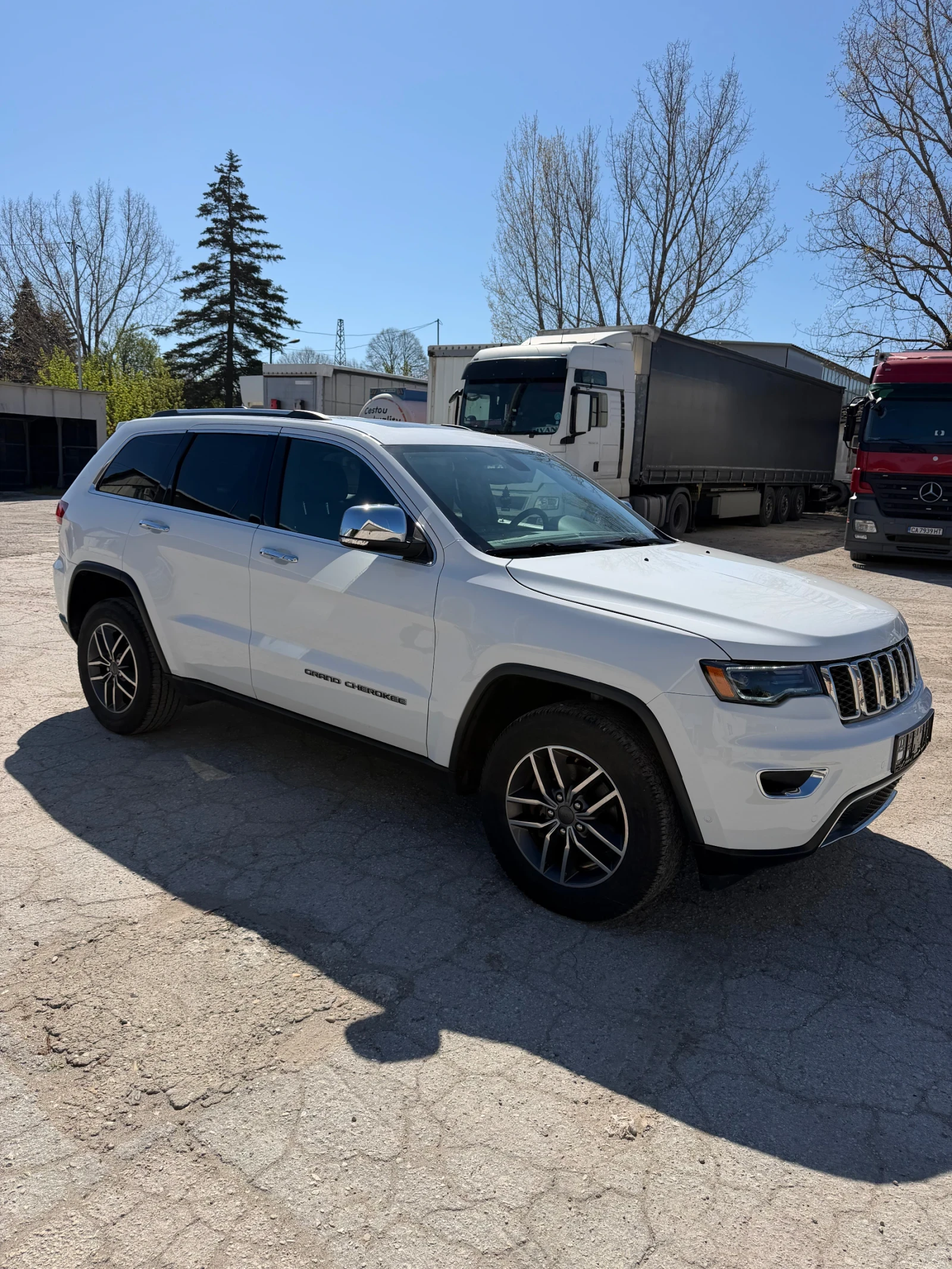 Jeep Grand cherokee 2020 4x4 Limited 94х км, снимка 2 - Автомобили и джипове - 54310918