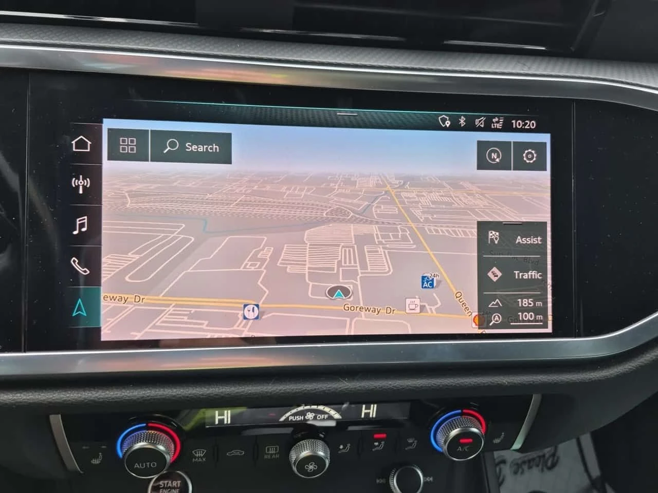 Audi Q3 * PROGRESSIV * KEYLESS* ПАНОРАМА* ПОДГРЕВ* , снимка 10 - Автомобили и джипове - 54596212