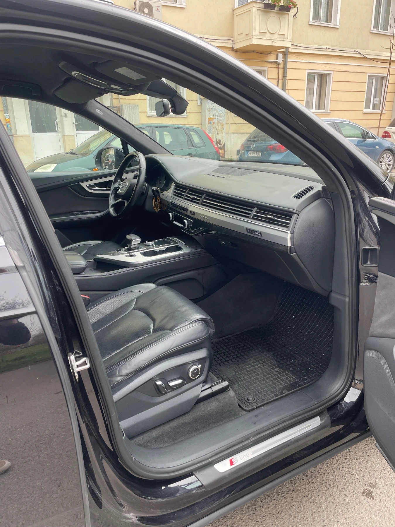 Audi Q7 3.0TDI, снимка 8 - Автомобили и джипове - 54789010