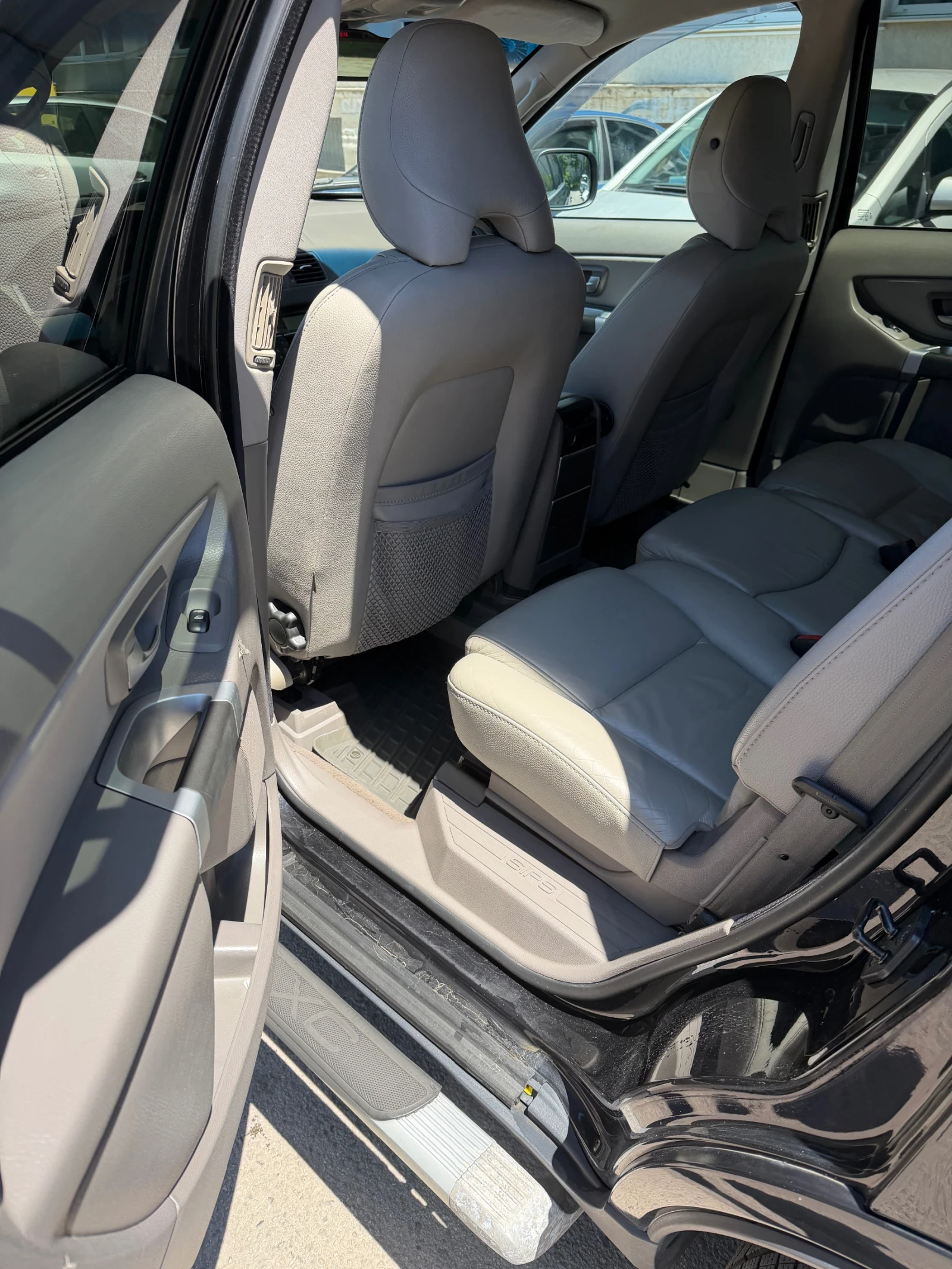 Volvo Xc90 2.4 D5, снимка 11 - Автомобили и джипове - 54917713