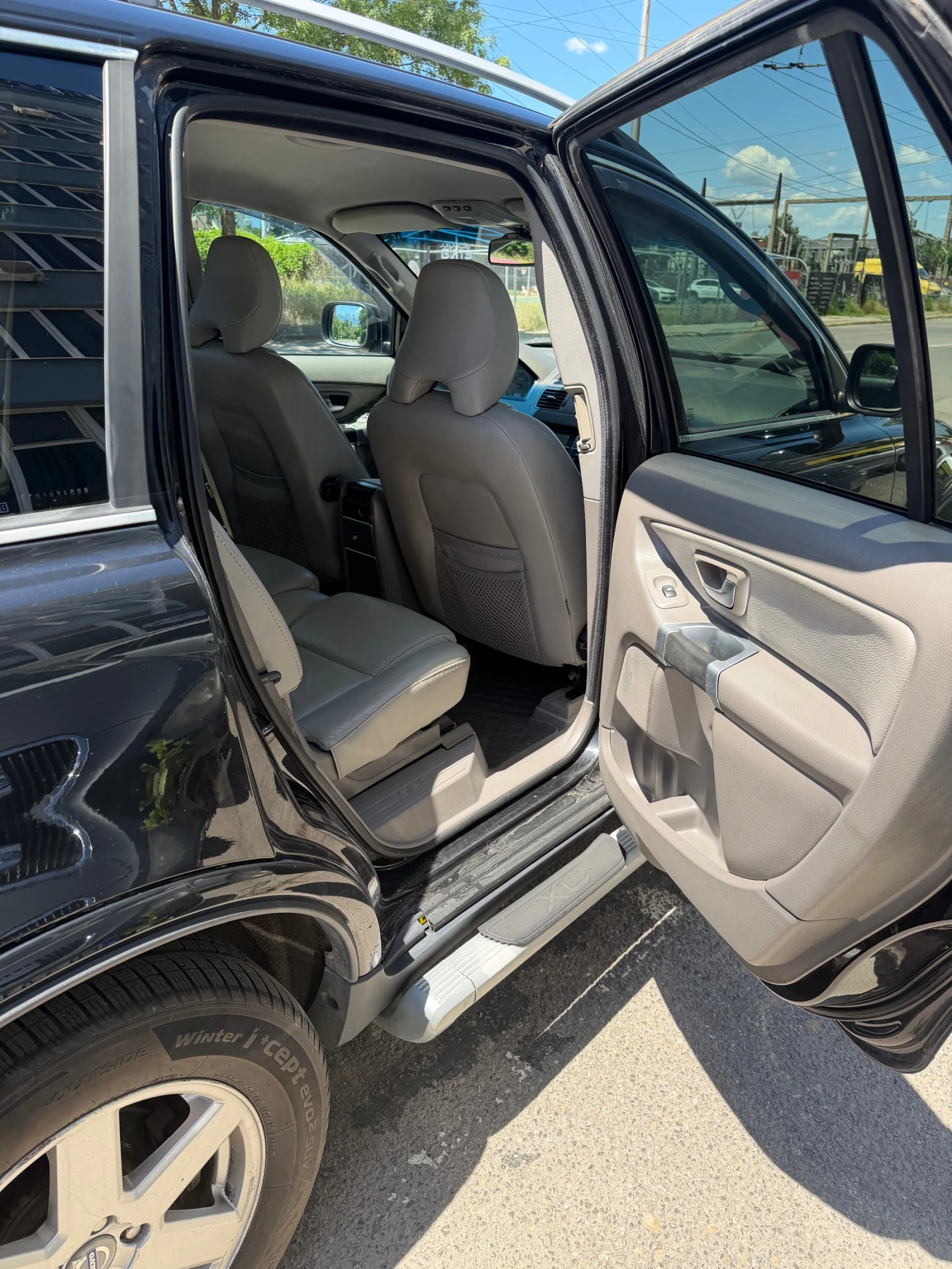 Volvo Xc90 2.4 D5, снимка 13 - Автомобили и джипове - 54917713