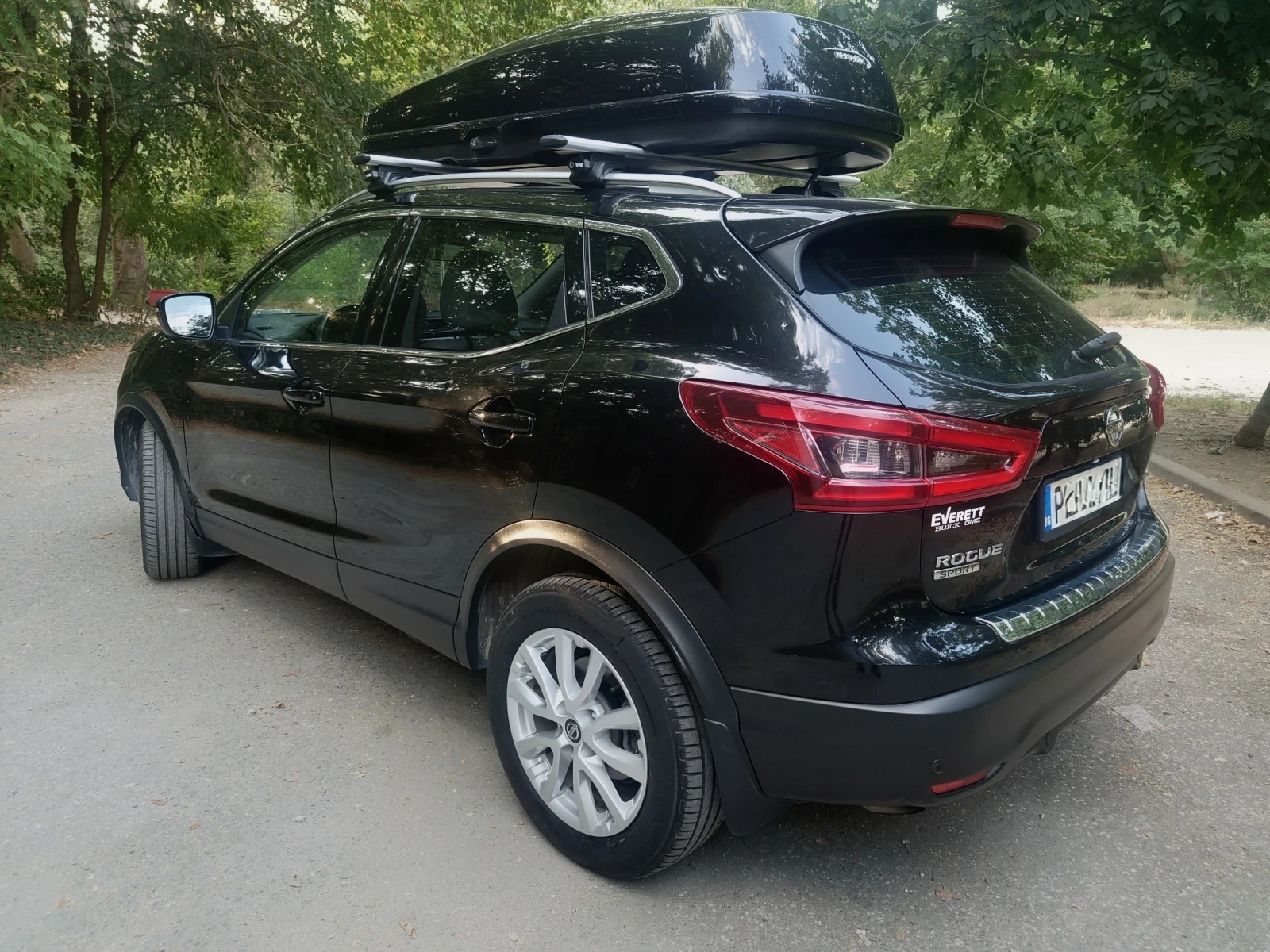 Nissan Qashqai 2.0 4х4 Rogue Sport, снимка 7 - Автомобили и джипове - 55770433