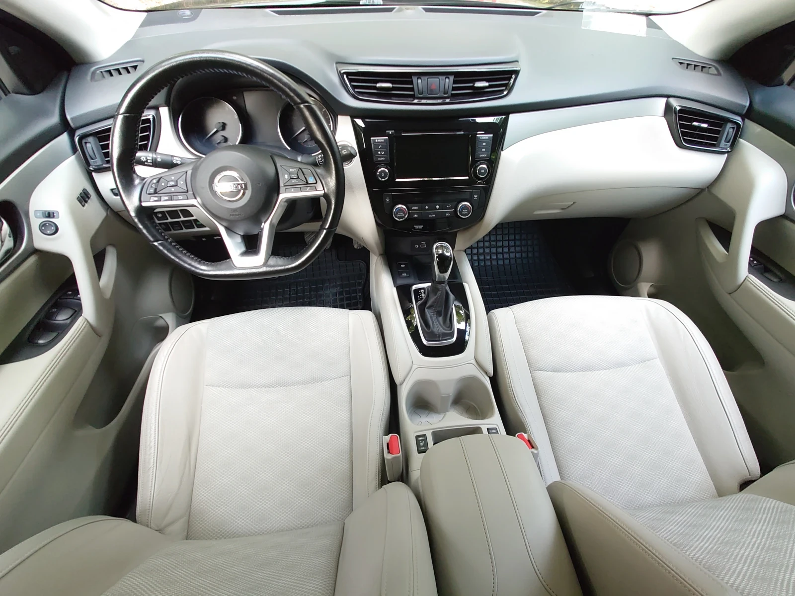 Nissan Qashqai 2.0 4х4 Rogue Sport, снимка 10 - Автомобили и джипове - 55770433