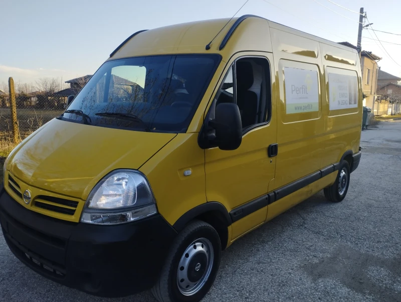 Nissan Interstar 2.5, снимка 2 - Бусове и автобуси - 48792173