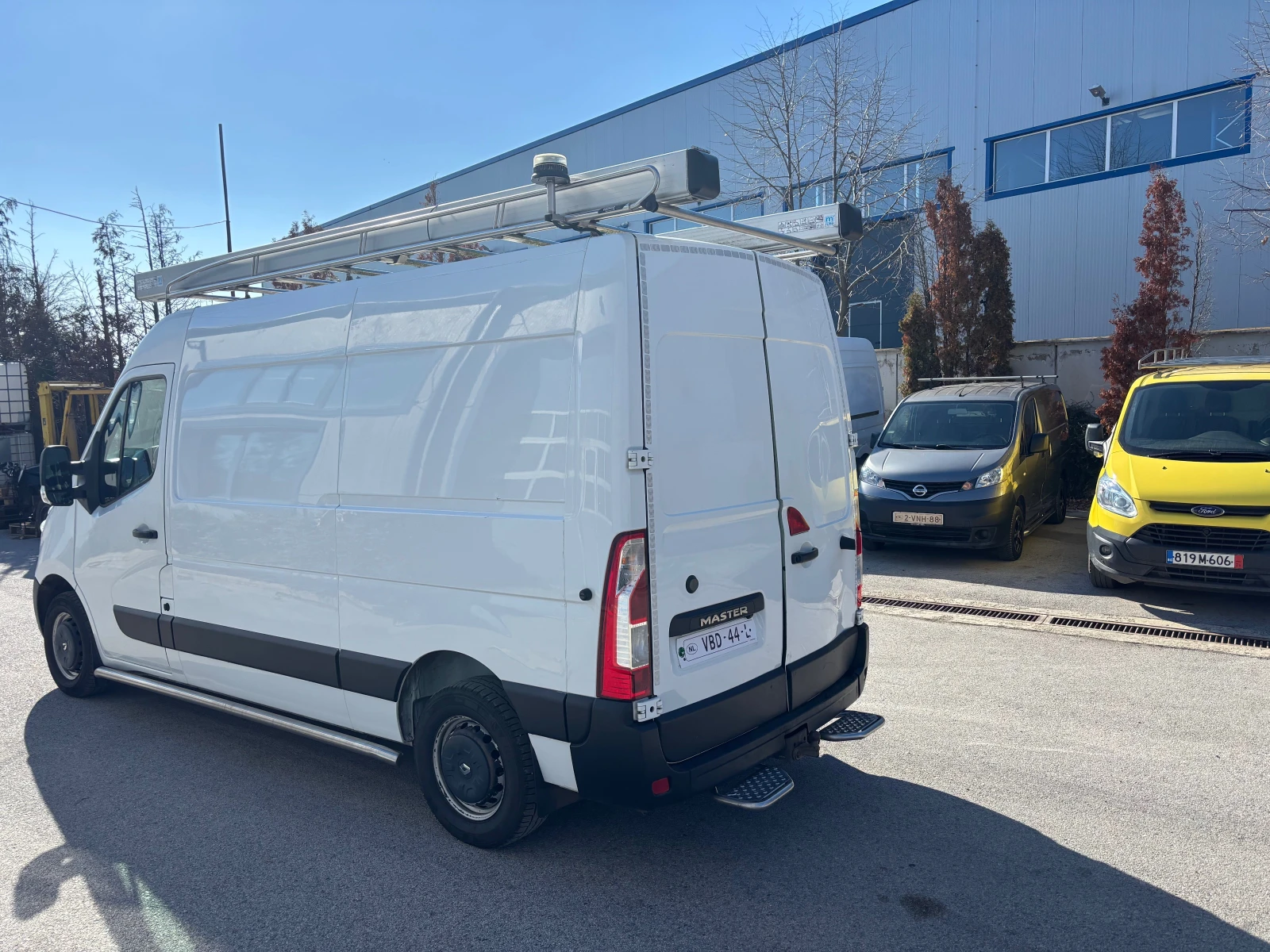 Renault Master ����������� 12V/230V | Mobile.bg � ����������� 11