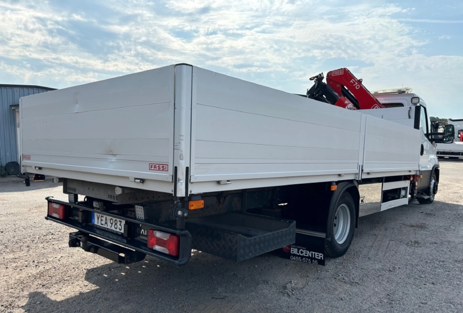 Iveco Daily 2016 Iveco Daily 72C17 с кран Fassi F70B 1.24 - изображение 4