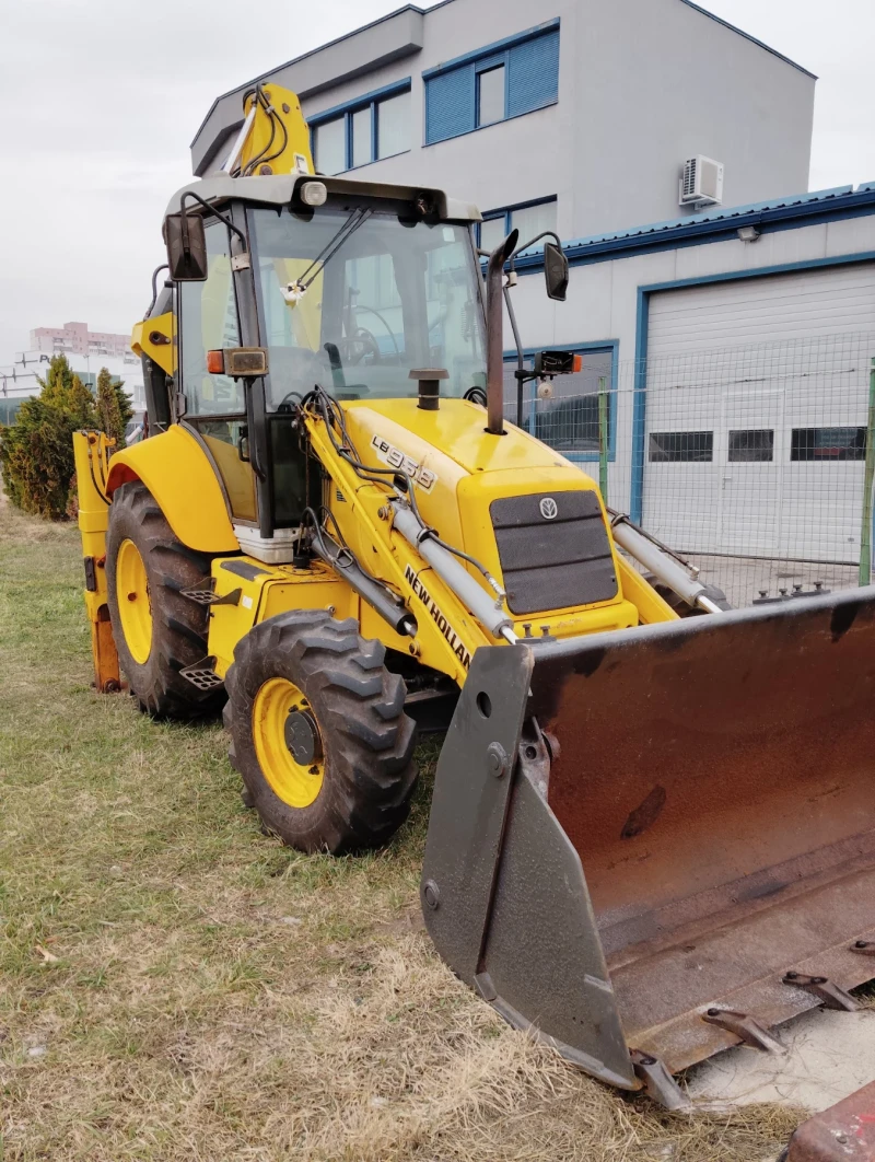 Багер New Holland LB95B, снимка 1 - Индустриална техника - 48412007