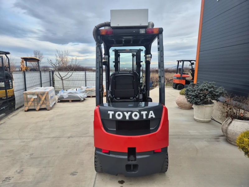 Мотокар Toyota 1.8 тона / ПОСЛЕДЕН МОДЕЛ / КЛИМАТИК + ПАРНО / ГАЗ, снимка 4 - Индустриална техника - 53086140