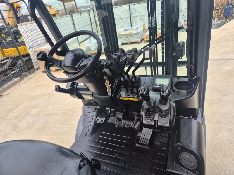 Мотокар Toyota 1.8 тона / ПОСЛЕДЕН МОДЕЛ / КЛИМАТИК + ПАРНО / ГАЗ, снимка 12 - Индустриална техника - 53086140