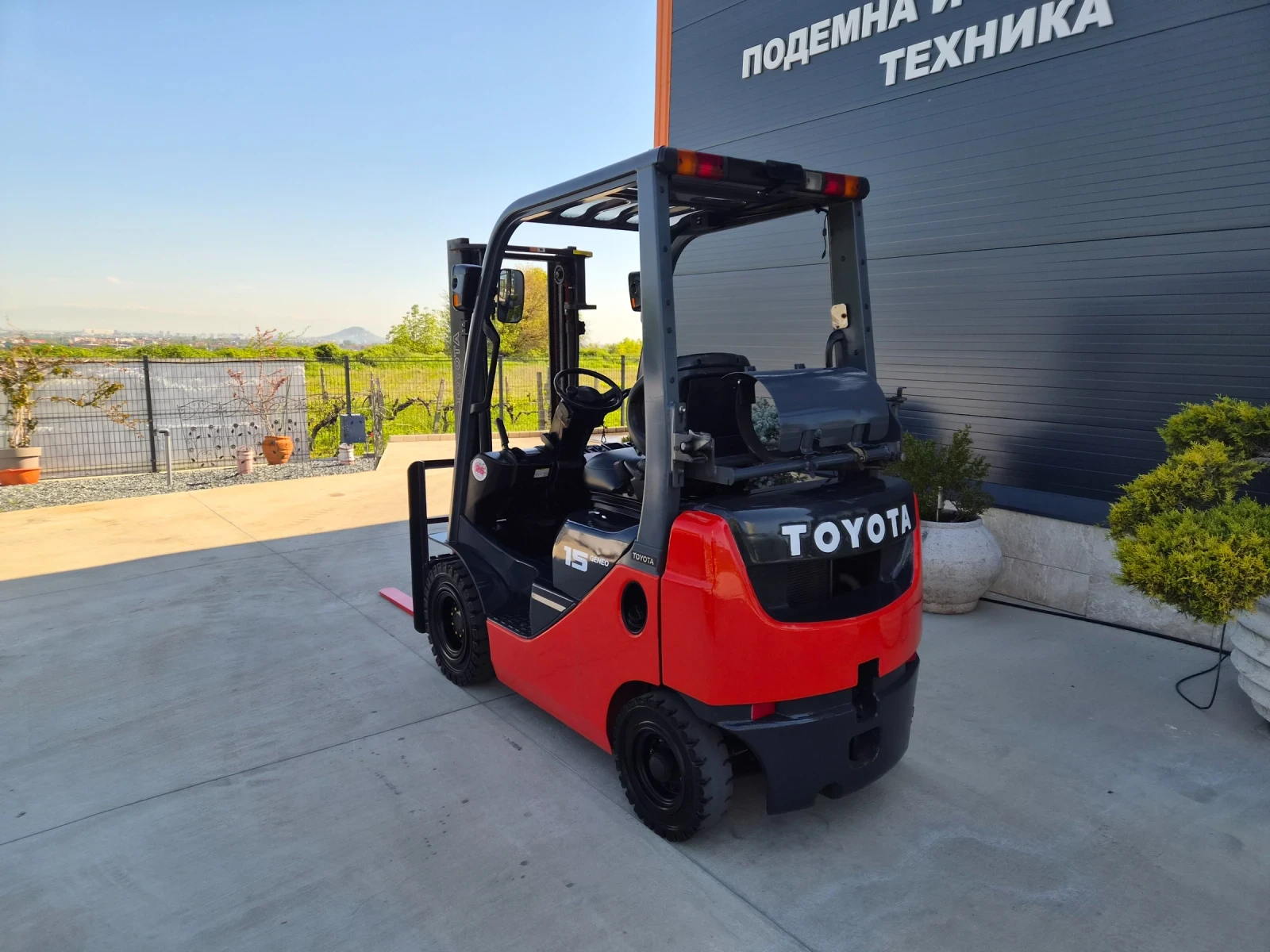 Мотокар Toyota  ПОСЛЕДЕН МОДЕЛ * ГАЗ+ БЕНЗИН * ПЕРФЕКТЕН !!!, снимка 3 - Индустриална техника - 53086140