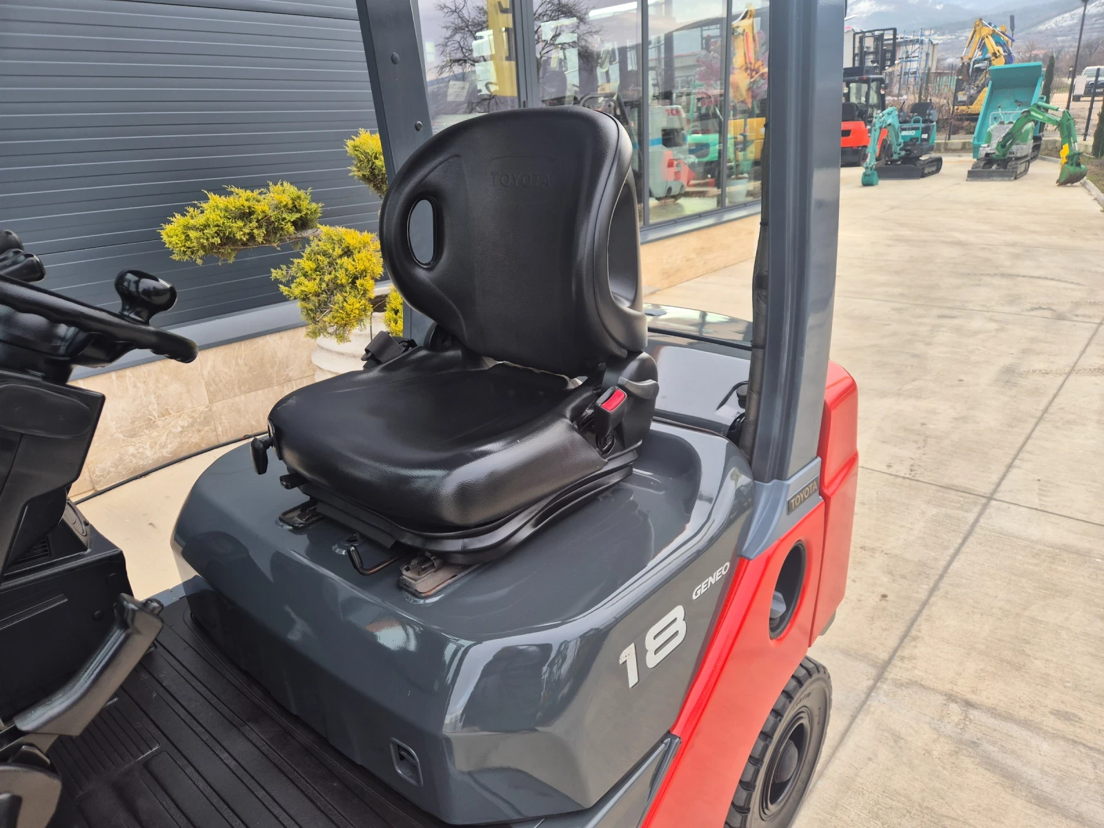 ������� Toyota 1.8 ���� / �������� ����� / �������� + ����� / ��� | Mobile.bg � ����������� 11