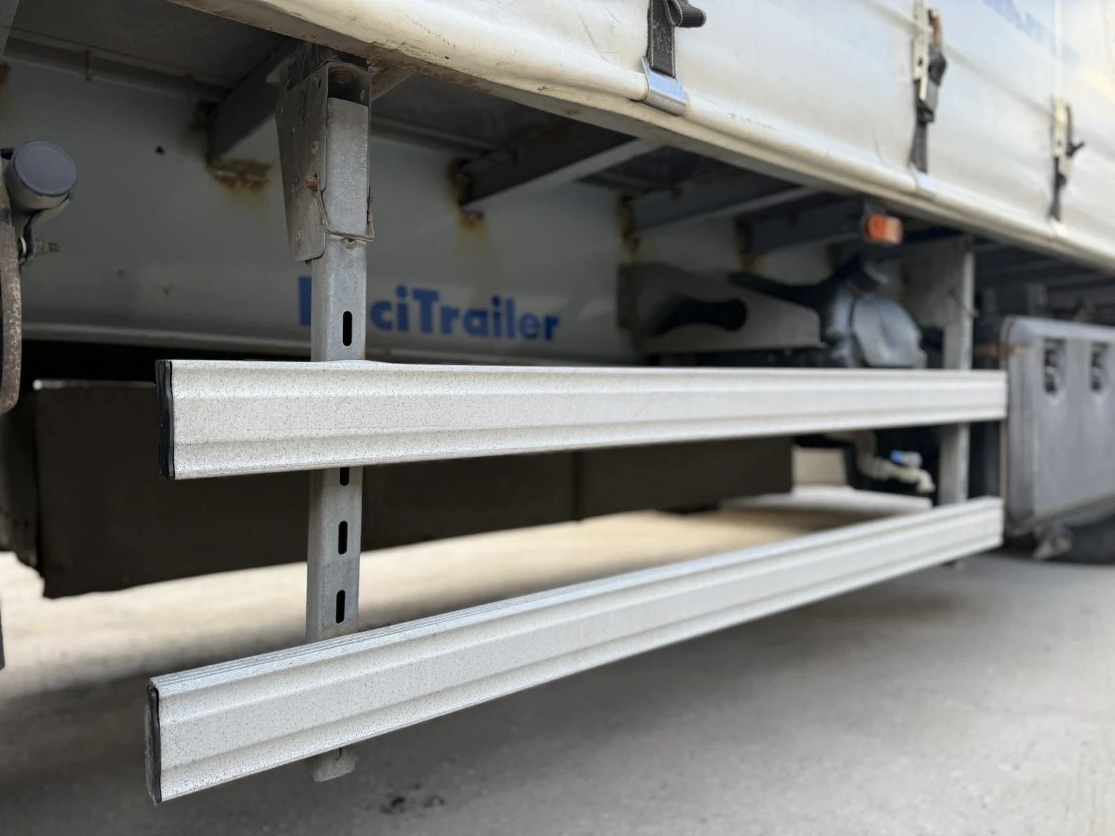  LeciTrailer  *  | Mobile.bg   14