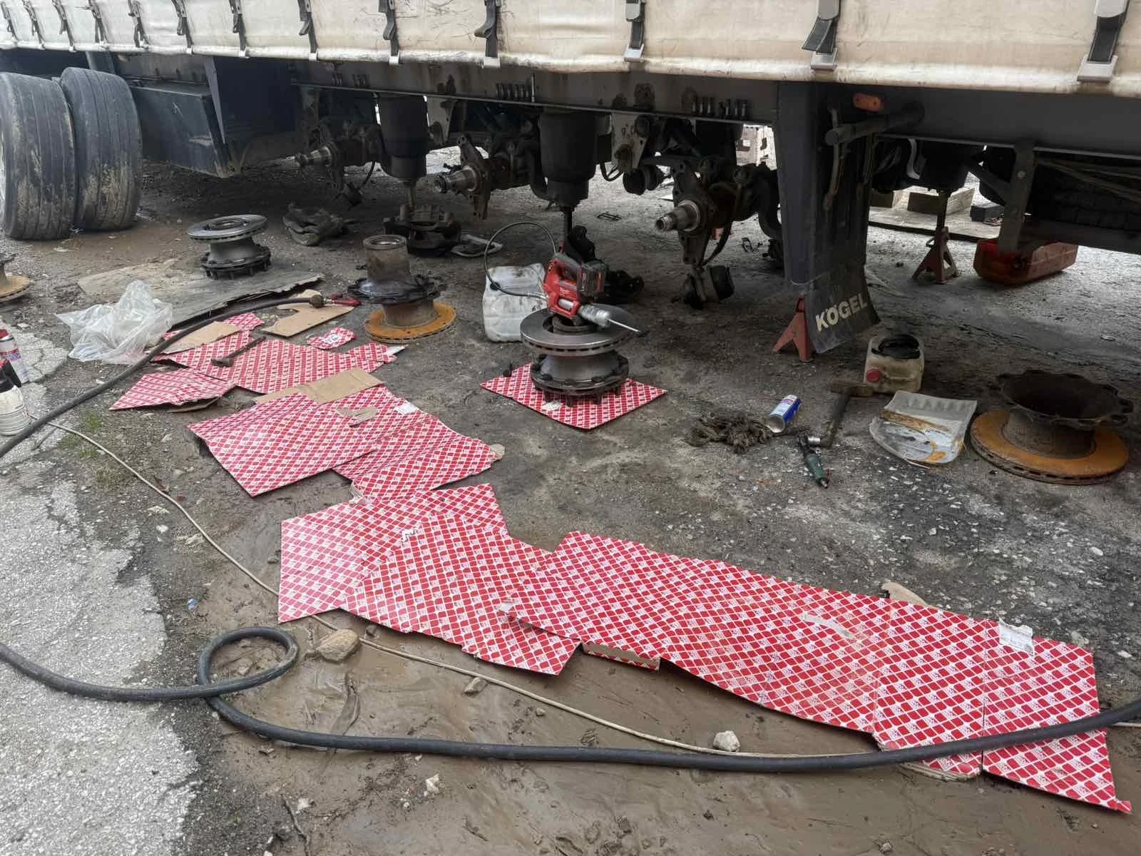 Полуремарке LeciTrailer Топ * ЛИЗИНГ, снимка 16 - Ремаркета - 52095796