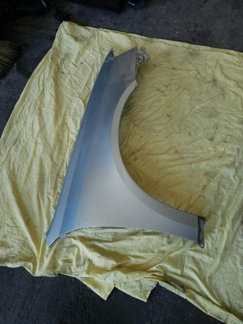 Калник десен Субару Легаси