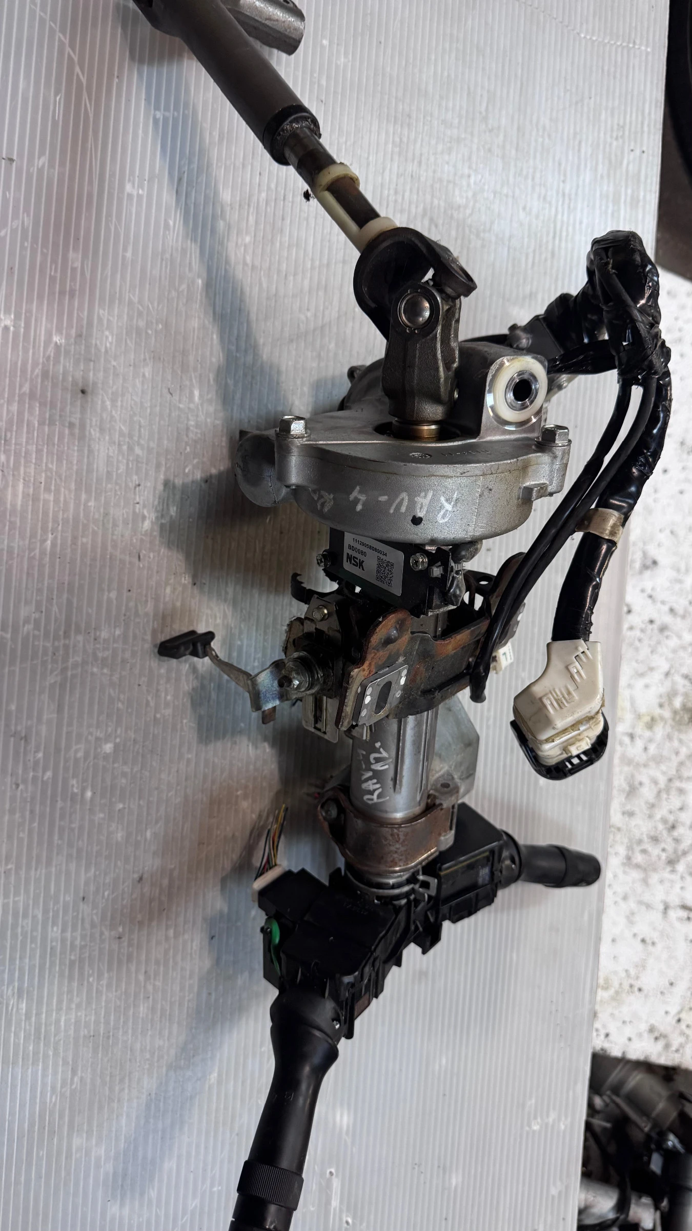    /       Toyota Rav4 - 4211117F534 / 173832 | Mobile.bg   1