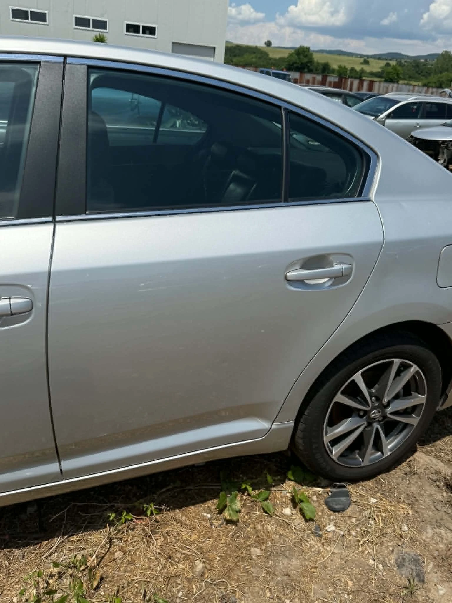 Предни и задни врати за Toyota Avensis 2009-2014г седан