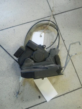 Брава врата предна лява Мазда 5