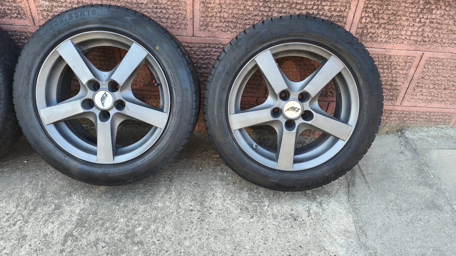 ���� � ������ 205/55R16 �� VW Polo | Mobile.bg � ����������� 2