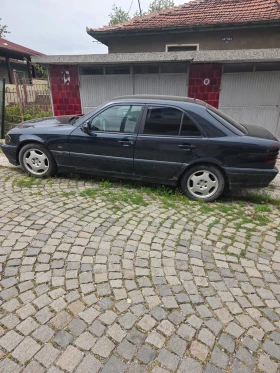 Mercedes-Benz C 220 Не, снимка 2
