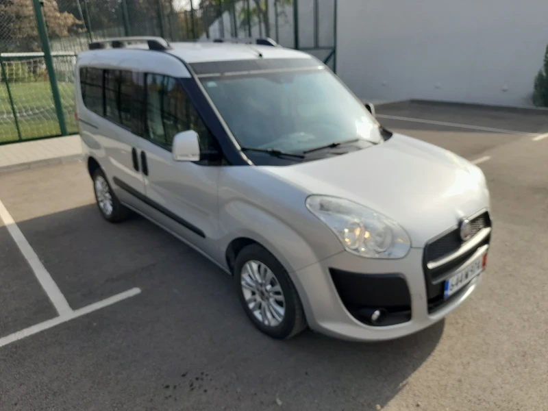 Fiat Doblo 1.6 mjet 105к.с. 7 места, снимка 2 - Автомобили и джипове - 47782229