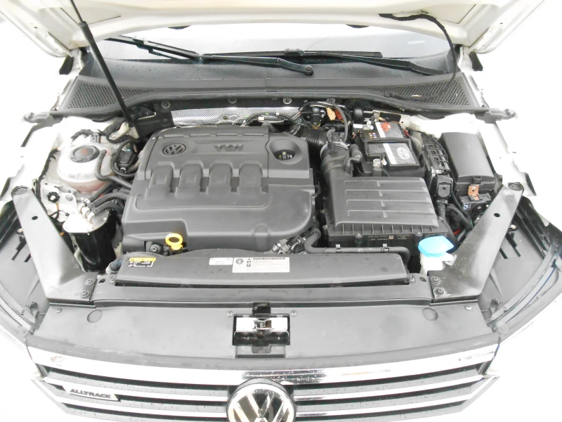 VW Alltrack 2.0d-Navi-Kamera-Euro-6C, снимка 9 - Автомобили и джипове - 48187165