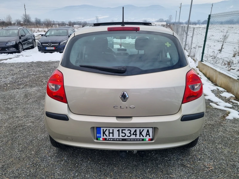 Renault Clio 1.2i Автоматик !, снимка 6 - Автомобили и джипове - 48789018